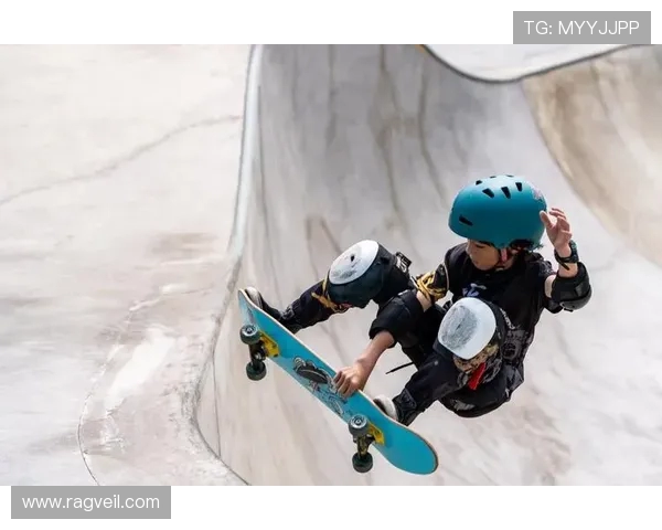 杭州飞盘队在滑板精英赛中的卓越表现与实力分析