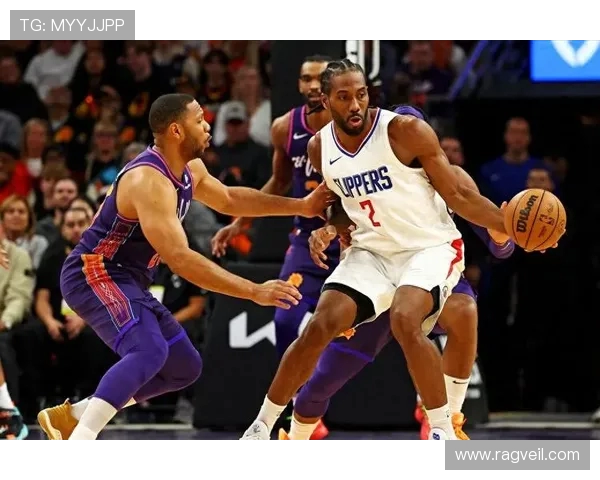 2021年NBA总决赛快船与雄鹿的巅峰对决回顾与分析