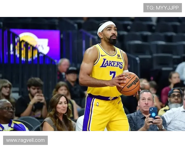 湖人快船对决因故停播球迷期待重播与精彩分析 湖人快船对决因故停播球迷期待重播与精彩分析