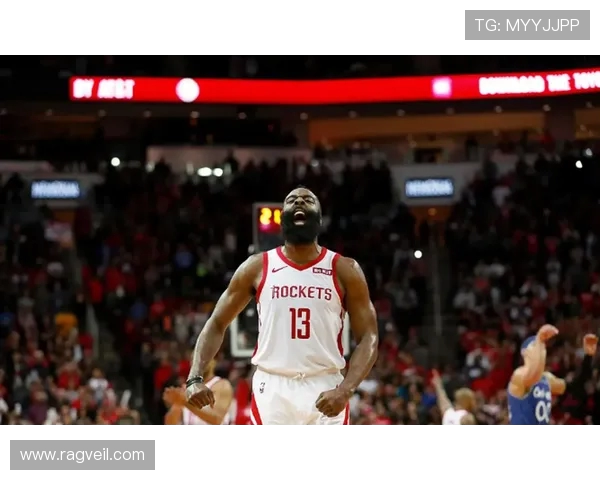 詹姆斯哈登:从联盟得分王到球队领袖的华丽转身与挑战 詹姆斯哈登:从联盟得分王到球队领袖的华丽转身与挑战