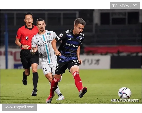 鹿岛鹿角对阵名古屋鲸八精彩直播全程回顾与赛后分析