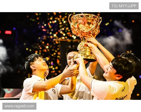 V5战队在冠军杯积分榜中以82分稳居第一争夺总冠军的希望愈发强烈