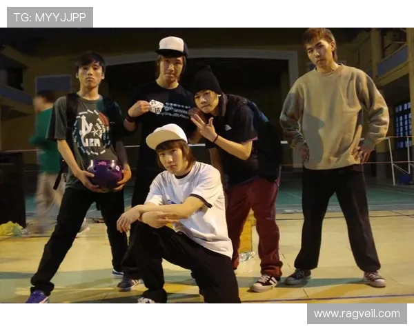 北京街舞队灵活性变革引发热议街舞文化新潮流探索