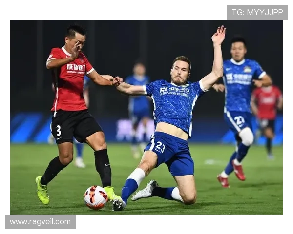 成都足球队的默契配合分析与战术探讨之路